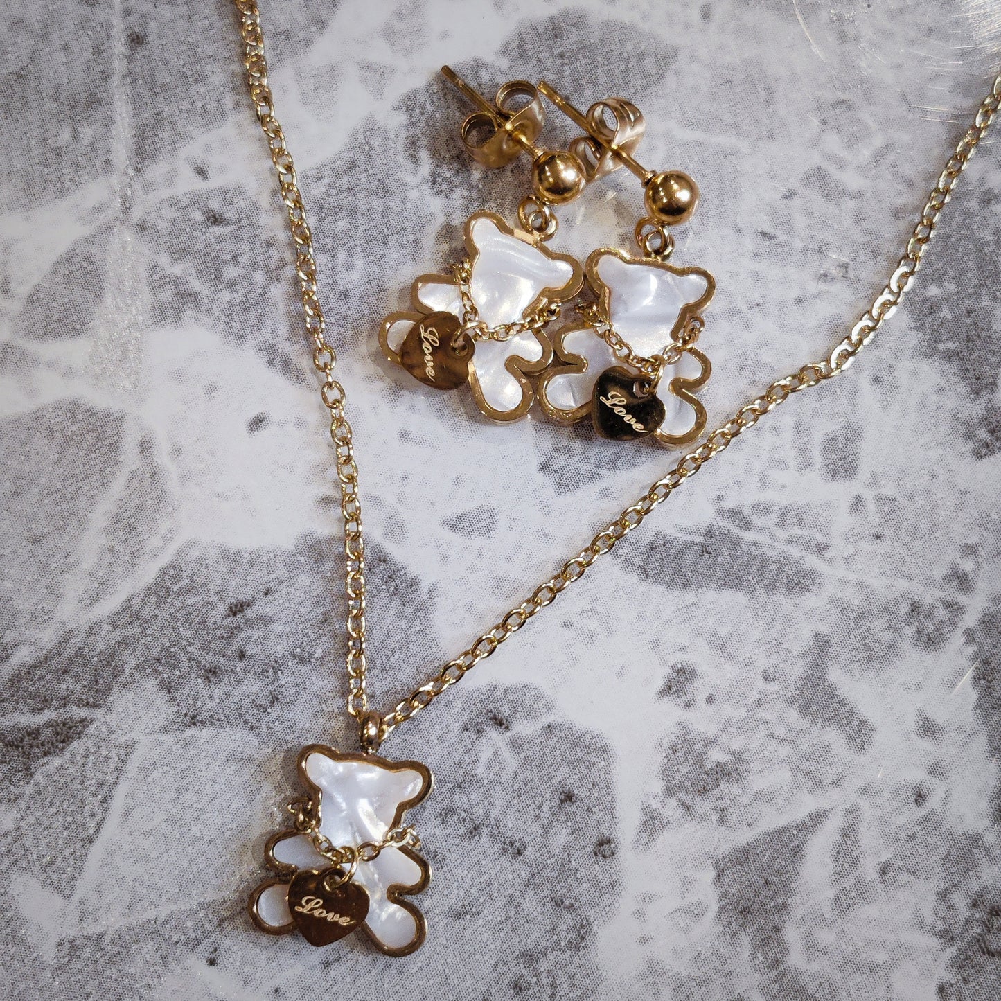 "Bear's Pearls" Necklace and Earrings