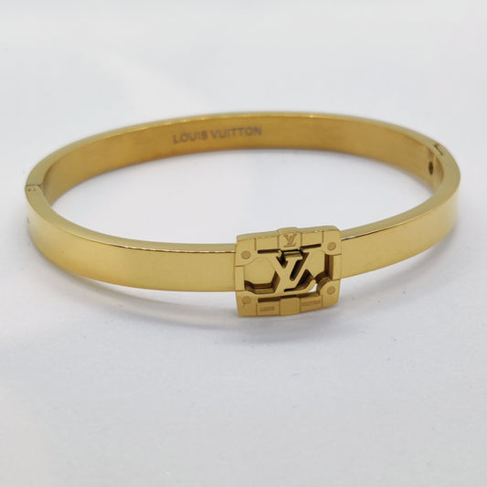 LV 18K Gold Bangle