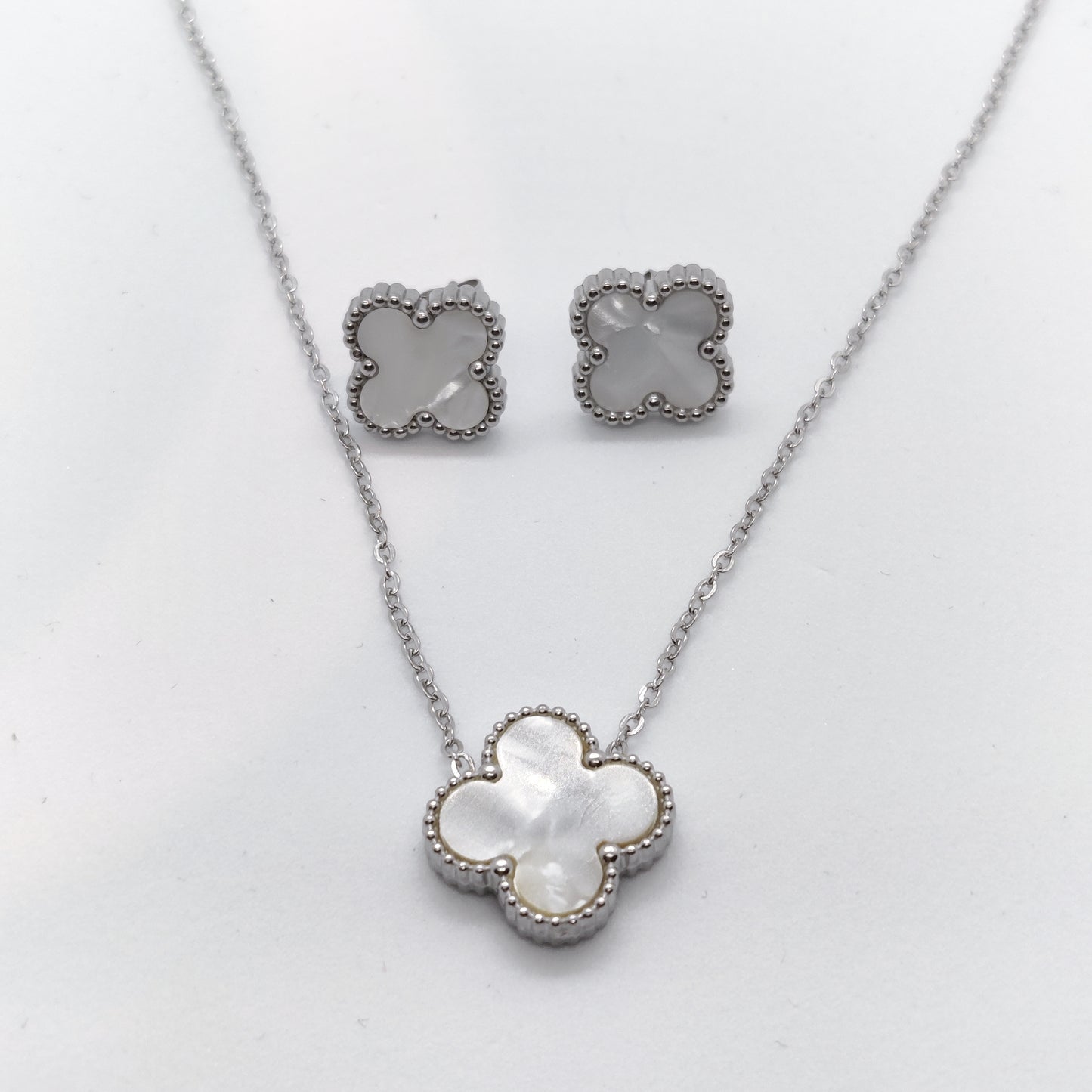 "Lucky" Silver Mother of Pearl Clover Titanium Necklace