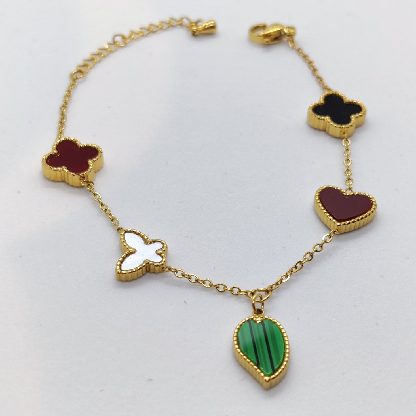 "Lucky Morphosis" 5 Charm 18K Gold Bracelet