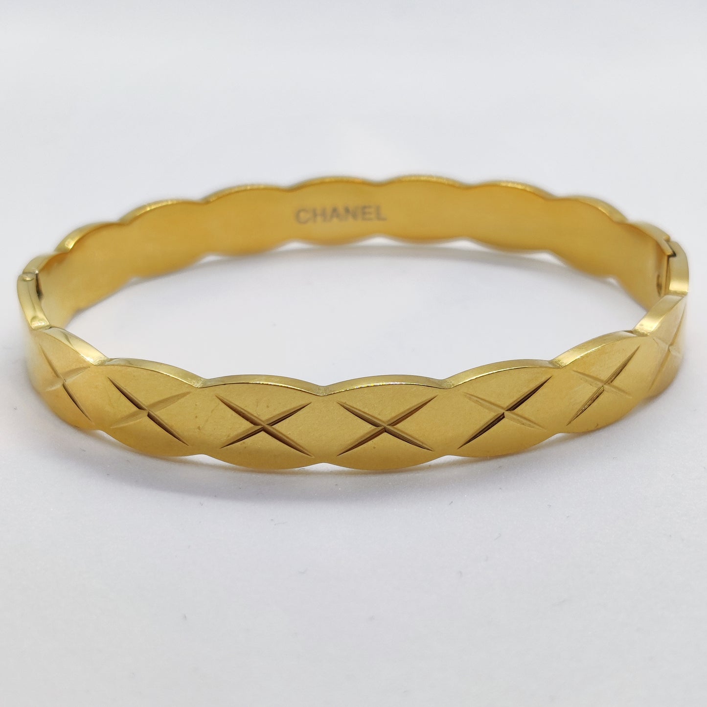 CC Plush 18K Gold Bangle