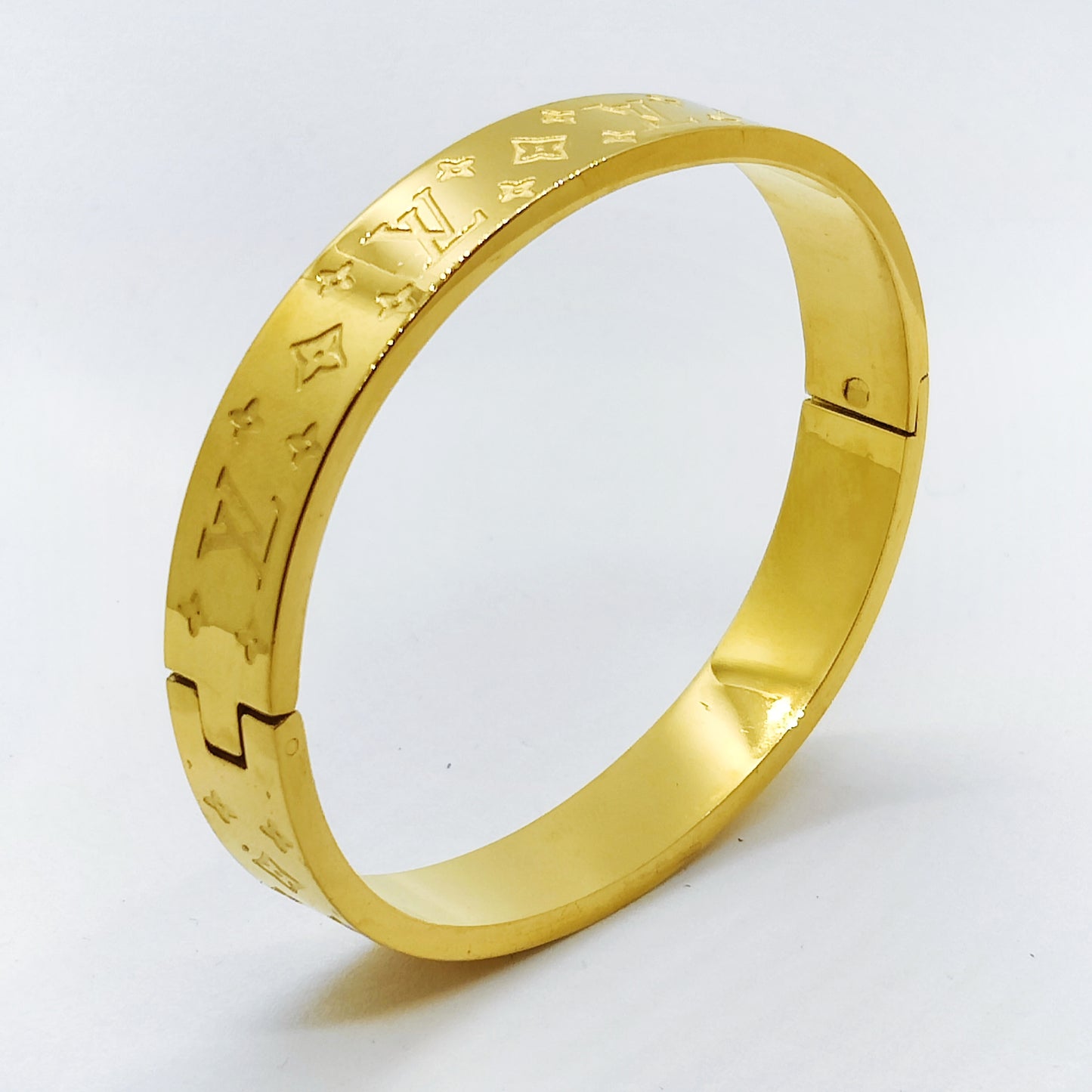 LV 18K Gold Bangle