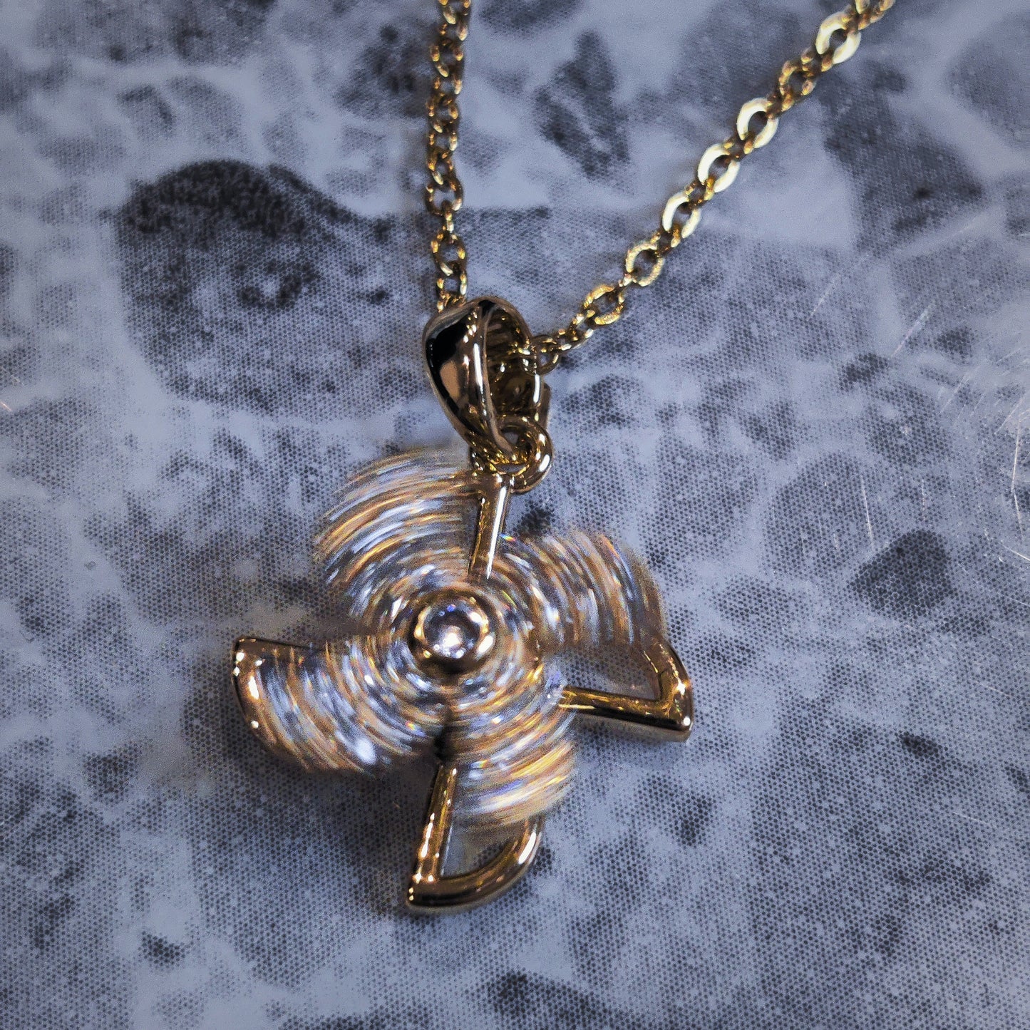 "Enchanted Windmill" Spinning Necklace