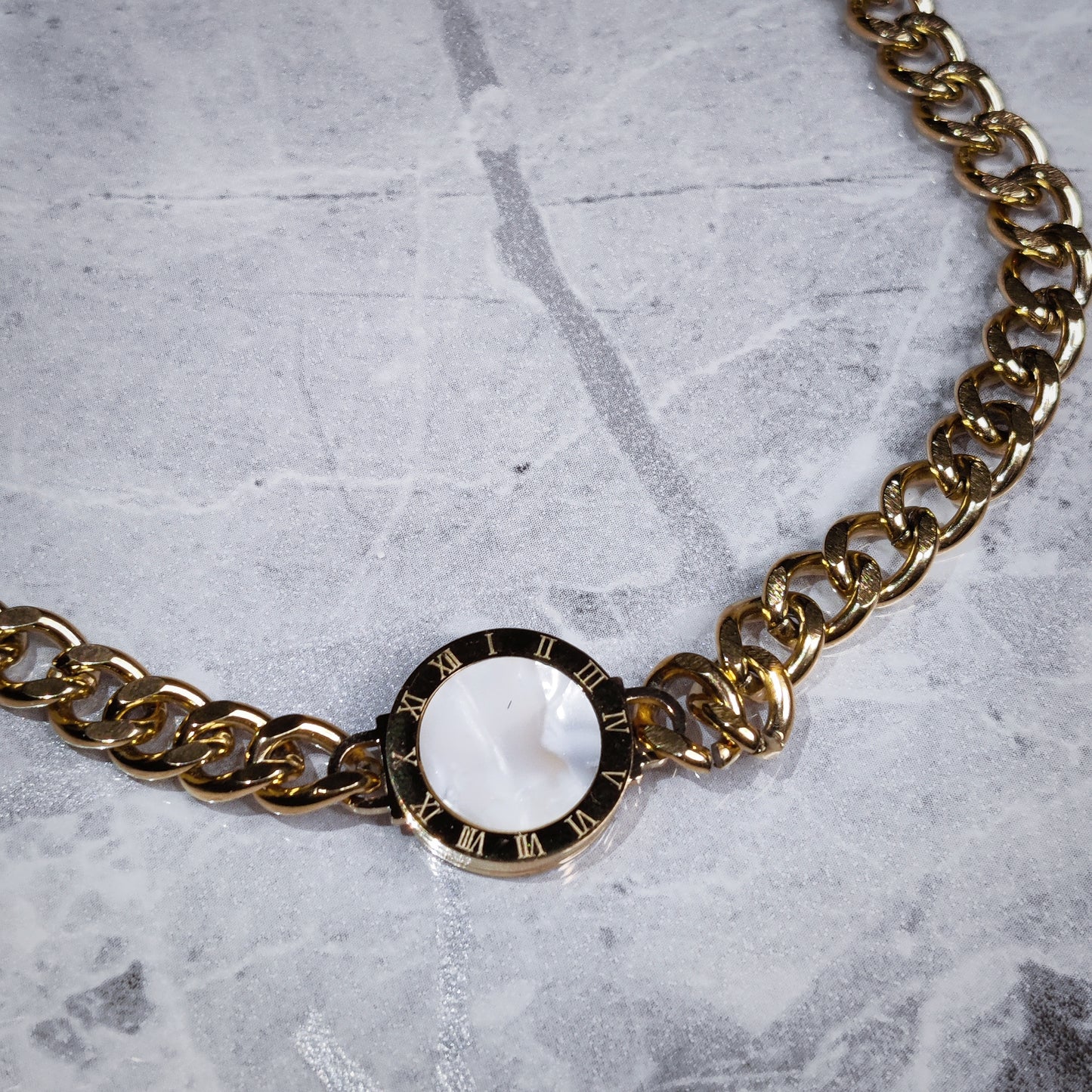 "Roman's Time" chunky chain necklace