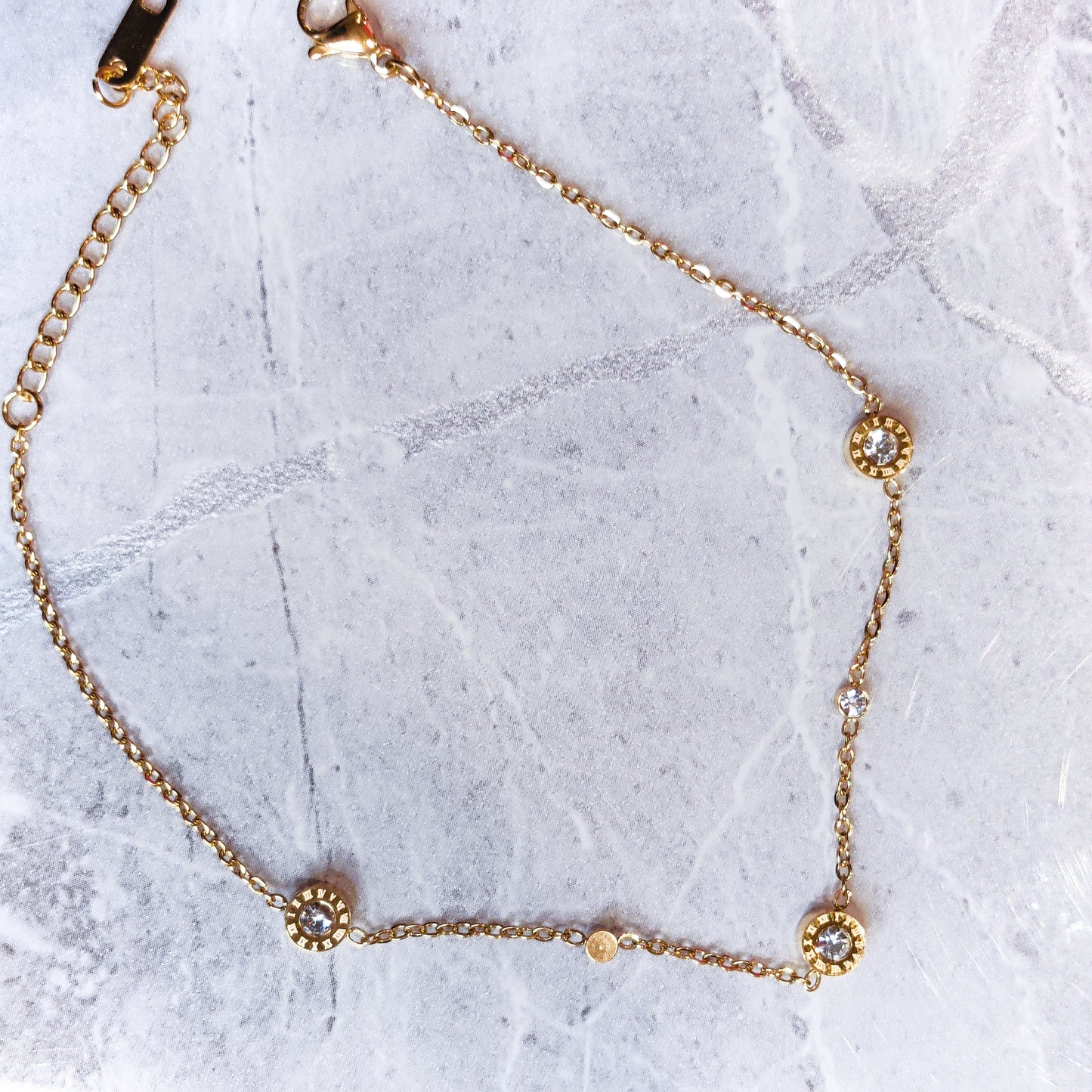 "Roman's Iris" 18K Gold Anklet