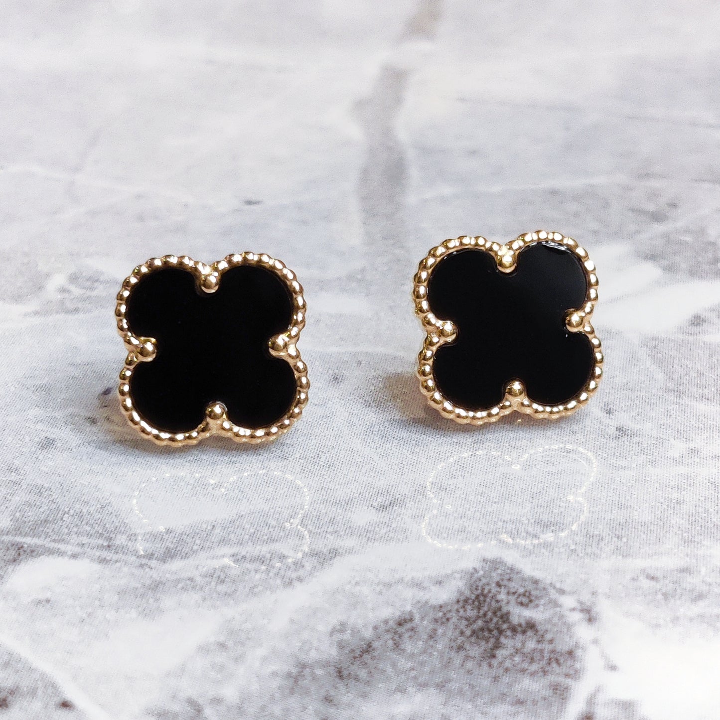 "Lucky" Black Clover Earrings 18K Gold