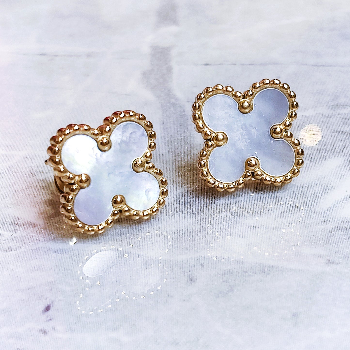 "Lucky" Clover White Pearl 18K Gold Earrings