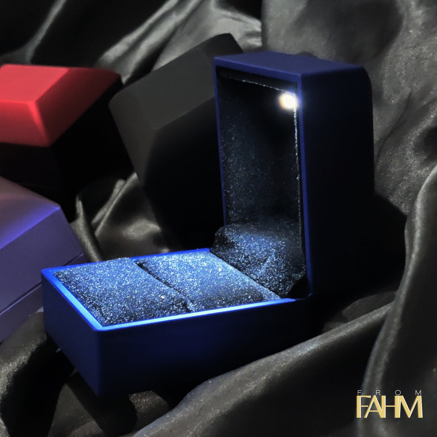 "Spotlight" Ring Boxes - LED light